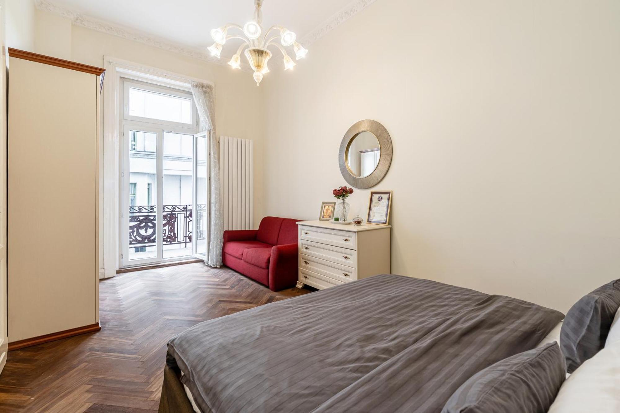 Апартаменти Amora Homes Breathless View Parliament 2 Luxury With Terrace Free Parking Reservation Needed
