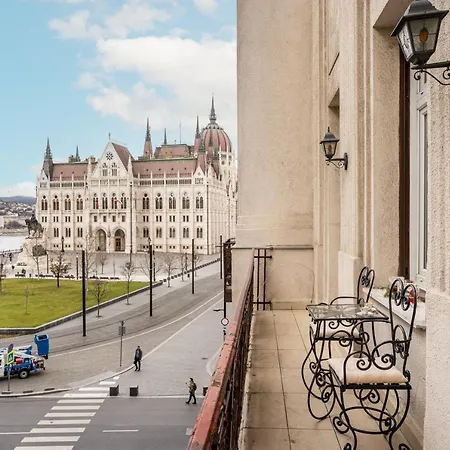 Amora Homes Breathless View Parliament 2 Luxury Suites With Terrace Free Parking Reservation Needed Budapest Exterior photo