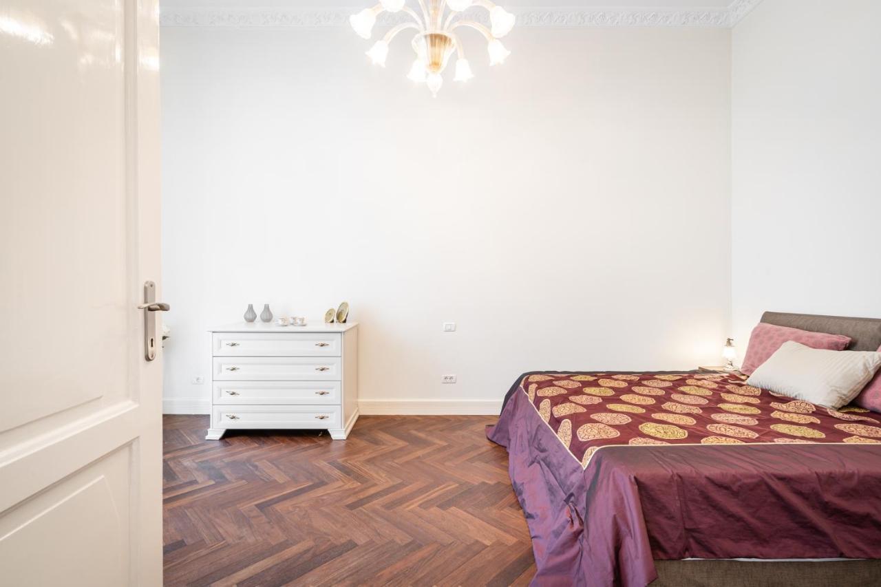 Amora Homes Breathless View Parliament 2 Luxury With Terrace Free Parking Reservation Needed Apartament *