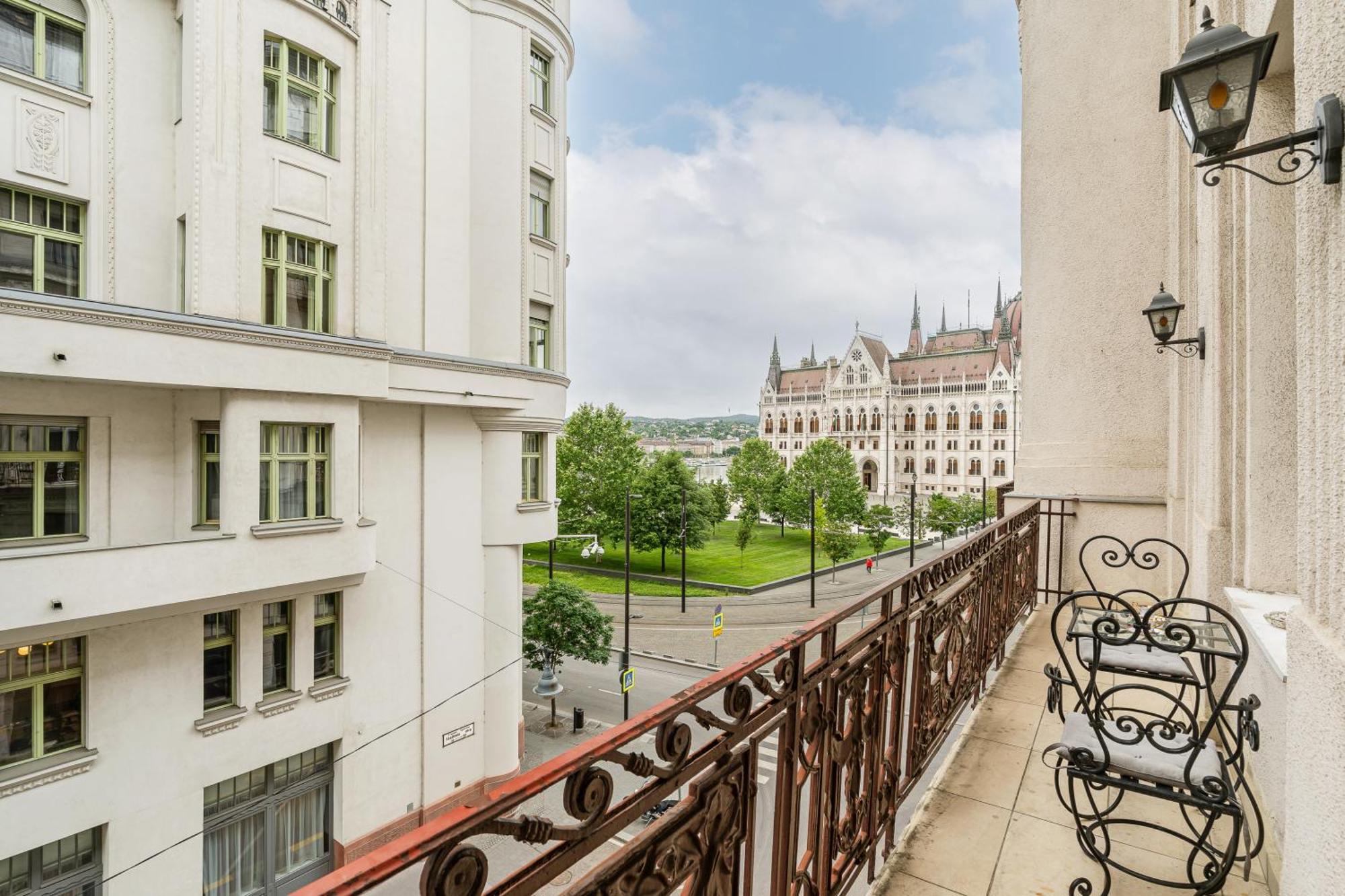 Apartament Amora Homes Breathless View Parliament 2 Luxury With Terrace Free Parking Reservation Needed *