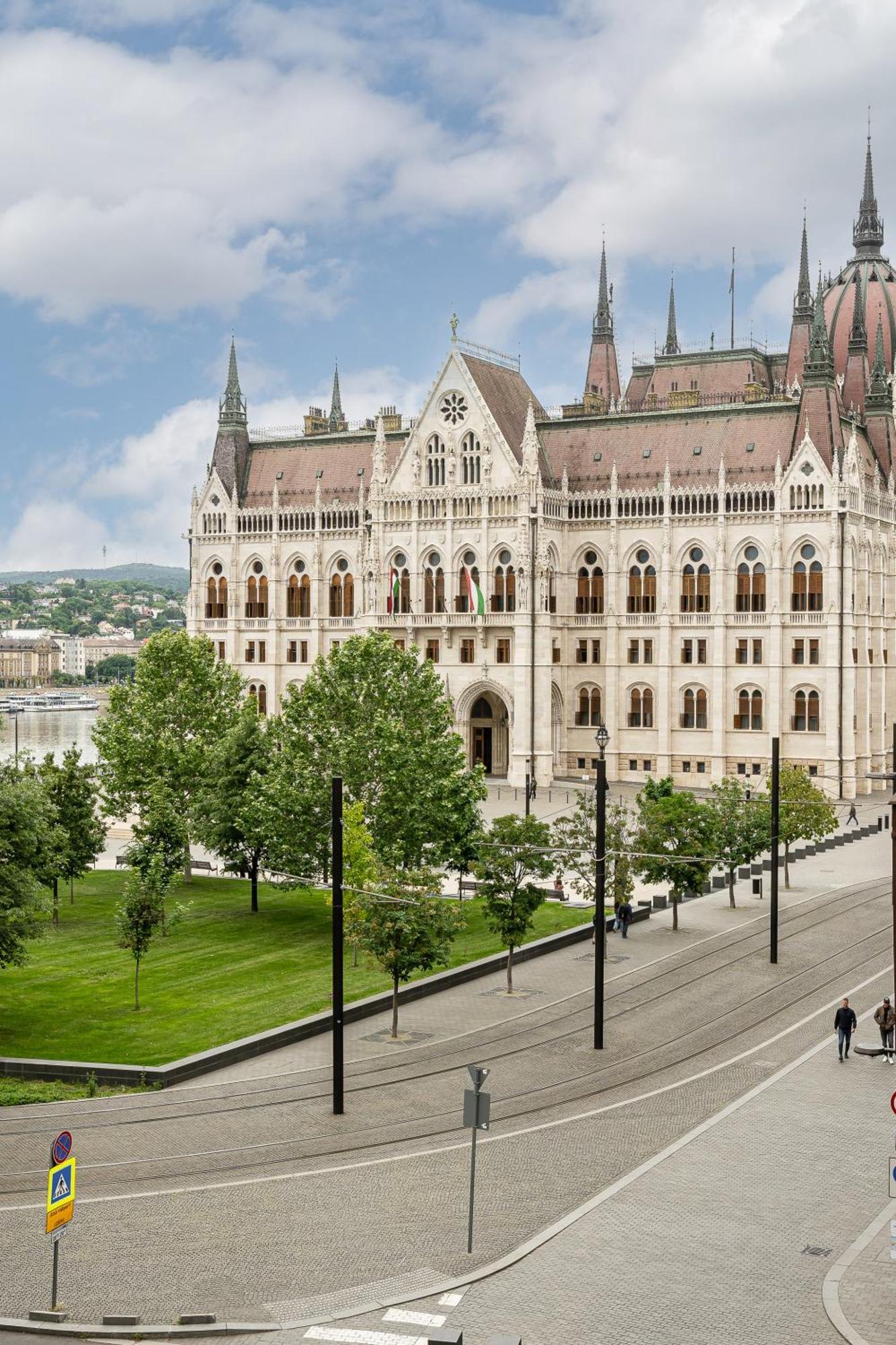 Amora Homes Breathless View Parliament 2 Luxury With Terrace Free Parking Reservation Needed Apartament Budapesta