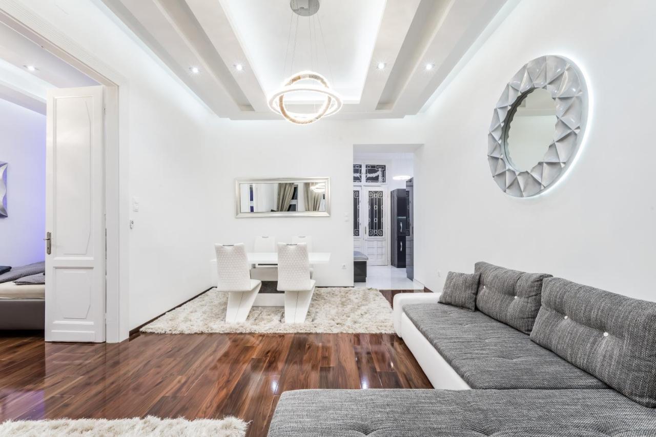 Amora Homes Breathless View Parliament 2 Luxury With Terrace Free Parking Reservation Needed Apartament *