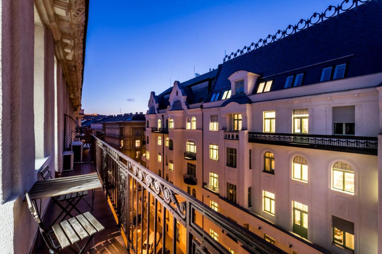 Amora Homes Breathless View Parliament 2 Luxury With Terrace Free Parking Reservation Needed Apartament