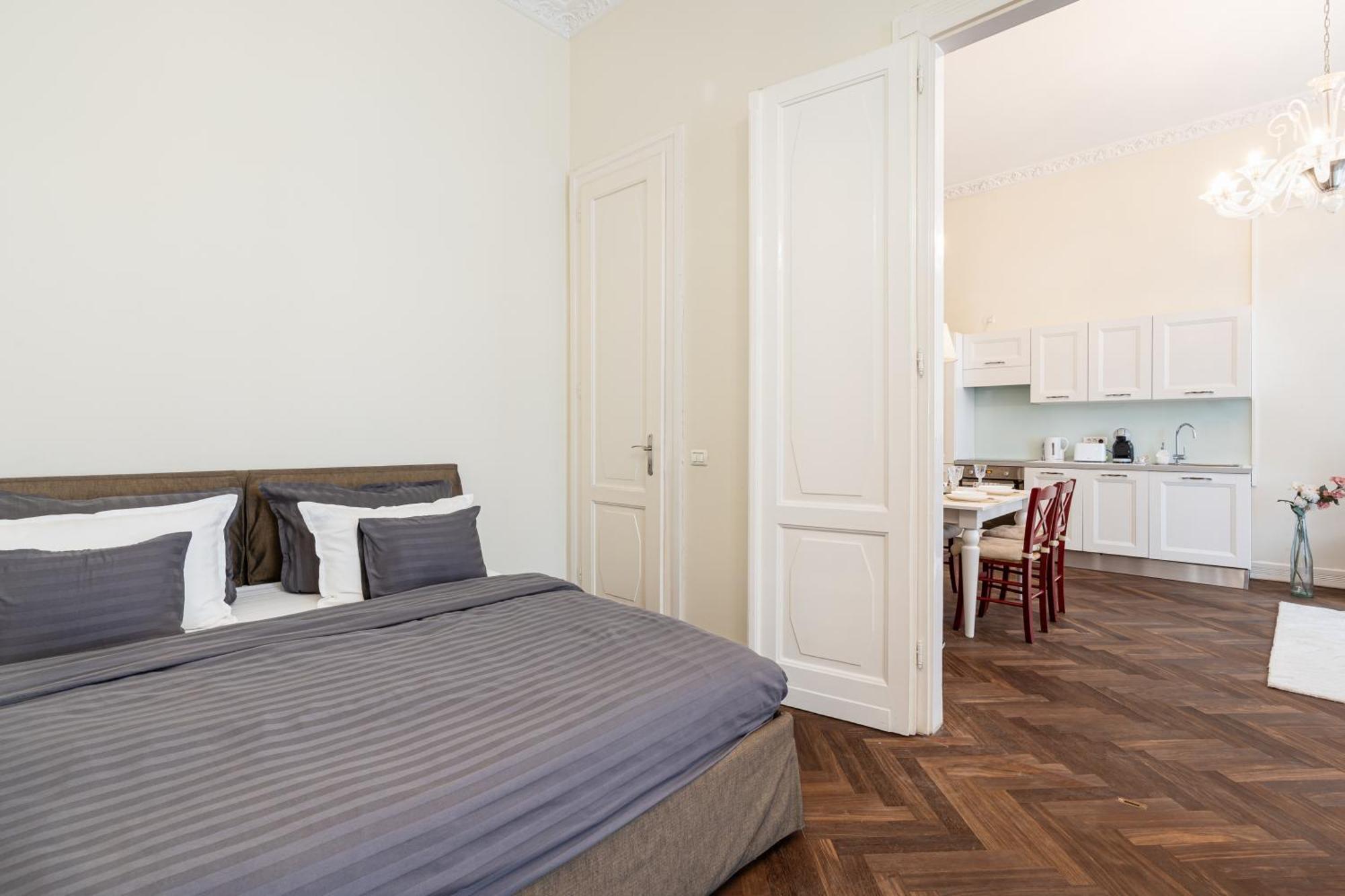 Apartmán Amora Homes Breathless View Parliament 2 Luxury With Terrace Free Parking Reservation Needed Budapešť
